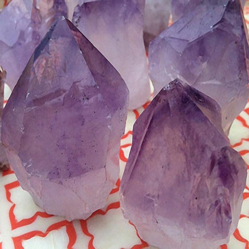 Free Standing Amethyst Points with Phantoms and Goethite Rutile from Brazil ~ Purifies the Aura, Aligns the Chakras Together in Unison - The Velvet Lotus